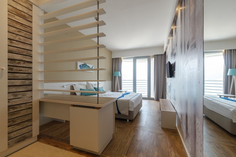 Hotel_Delfin_Bijela